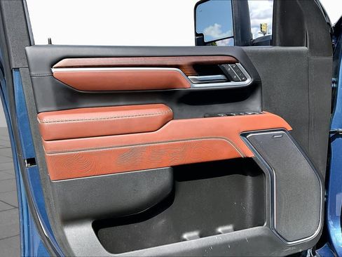 Used 2025 GMC Sierra 2500 Denali Ultimate AWD/4WD image 20