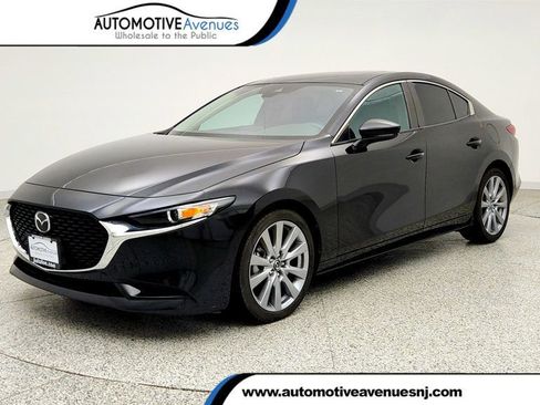 Used 2023 MAZDA MAZDA3 s FWD image 1