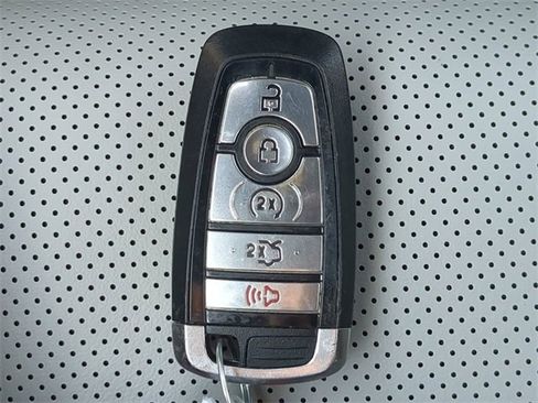 Used 2024 Ford Mustang Premium image 33