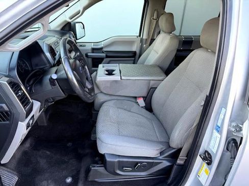 Used 2017 Ford F150 XLT w/ Equipment Group 302A Luxury image 10