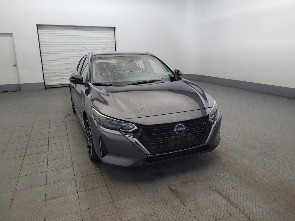 Used 2025 Nissan Sentra SR FWD image 14