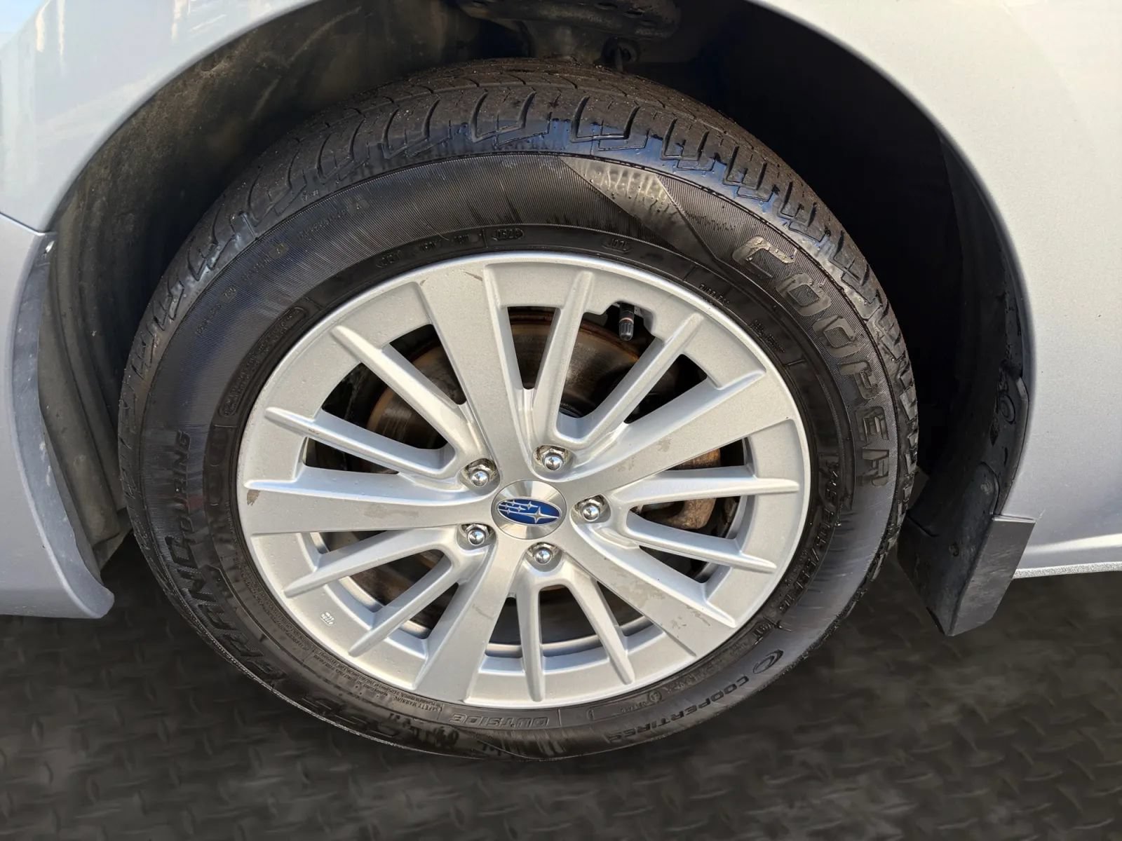 Used 2017 Subaru Impreza 2.0i Premium AWD/4WD image 34