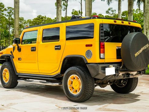 Used 2003 HUMMER H2 w/ Preferred Equipment Group image 6