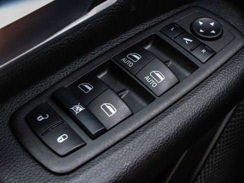Used 2023 RAM 1500 Big Horn AWD/4WD image 10