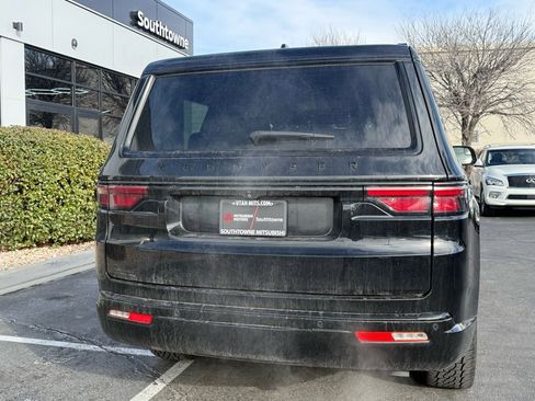 Used 2023 Jeep Wagoneer Series II w/ Convenience Group I image 36