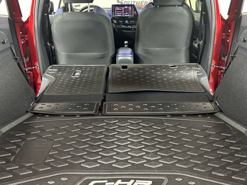 Used 2021 Toyota C-HR XLE FWD image 20