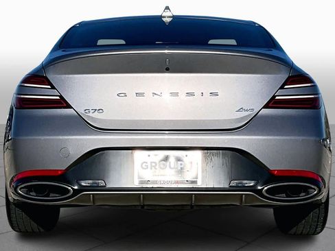 Used 2025 Genesis G70 2.5T image 5