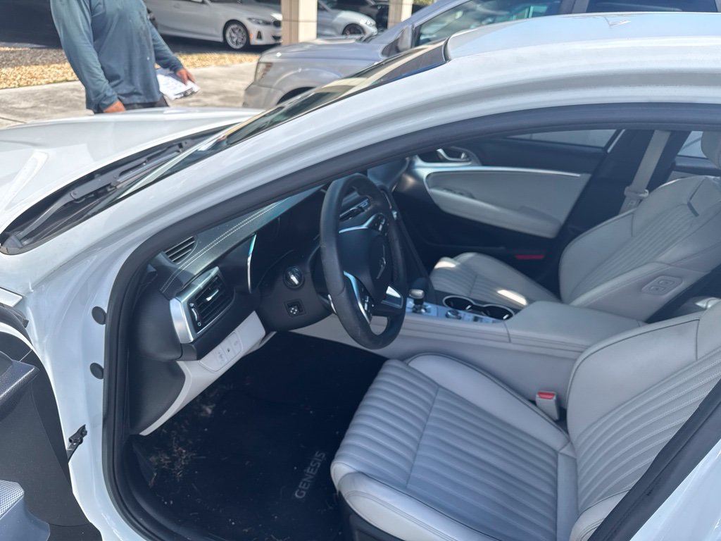 Used 2023 Genesis G70 3.3T RWD image 15