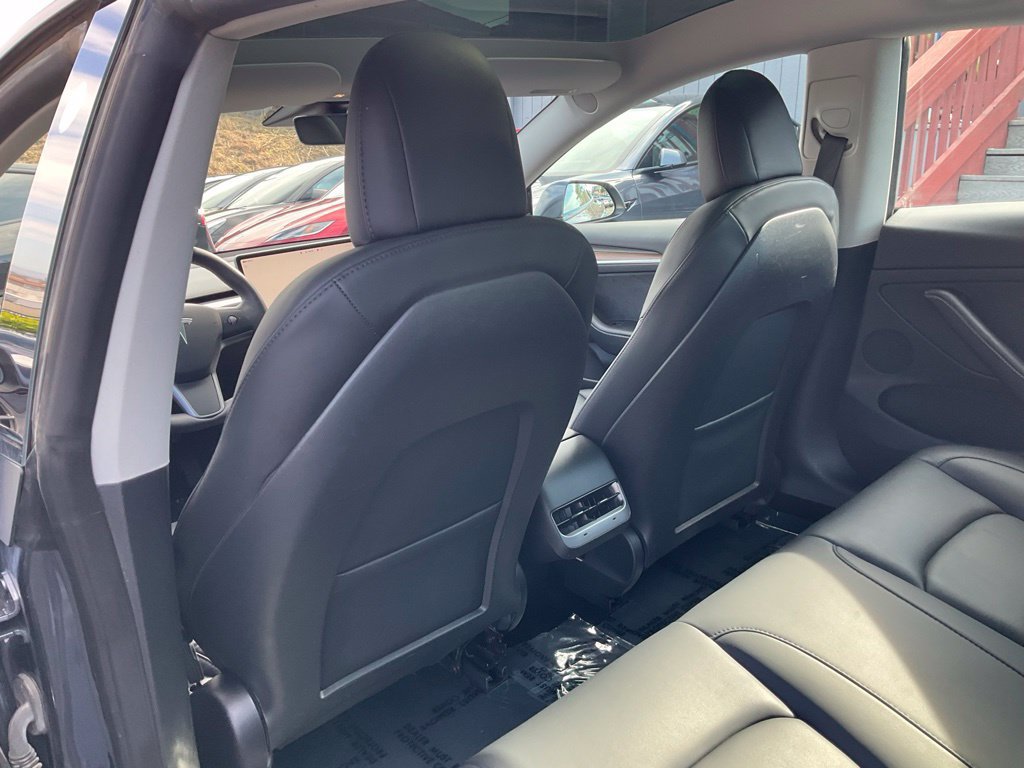 Used 2023 Tesla Model 3 Standard Range RWD image 33