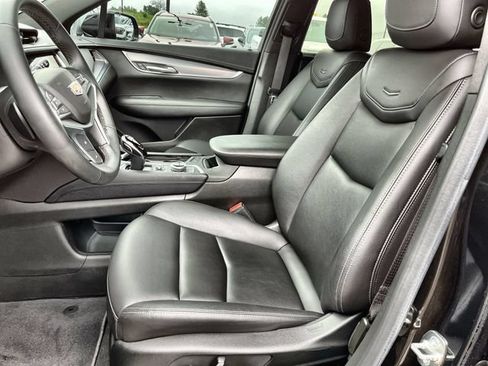 Certified 2024 Cadillac XT5 Luxury AWD/4WD image 14