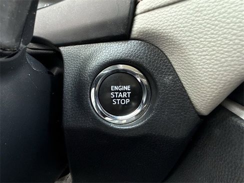 Used 2023 Toyota RAV4 Limited image 23