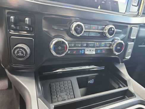 New 2026 Ford F250 Lariat image 30