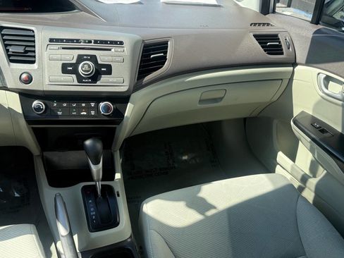 Used 2012 Honda Civic LX image 8