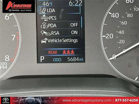 Certified 2025 Toyota Corolla LE image 29