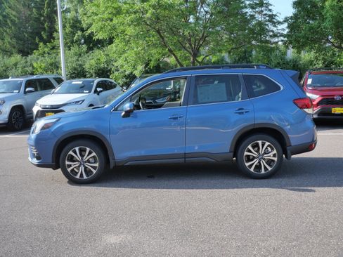 Used 2023 Subaru Forester Limited AWD/4WD image 5