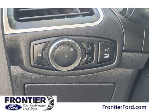 Used 2024 Ford Edge SEL w/ Convenience Package image 16