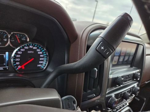 Used 2019 Chevrolet Silverado 2500 High Country w/ Duramax Plus Package image 22