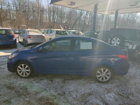Used 2012 Hyundai Accent GLS w/ Premium Pkg 3 image 3