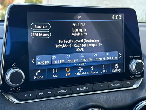 Used 2024 Nissan Sentra SV FWD image 18