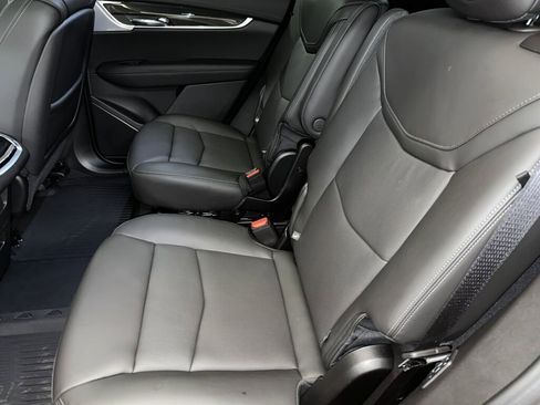 Certified 2025 Cadillac XT6 Sport w/ Technology Package image 28