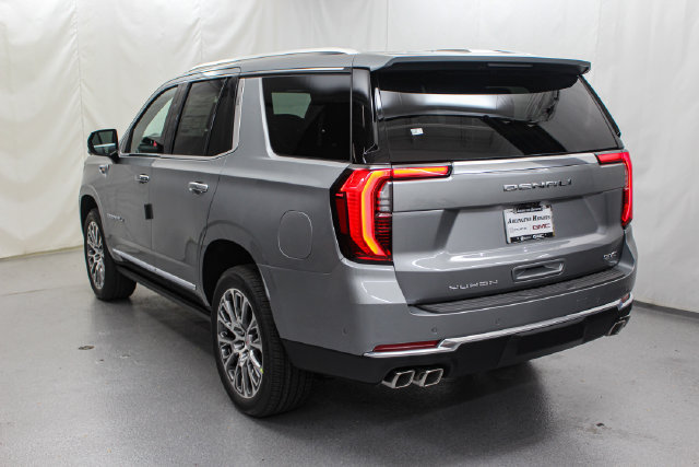 New 2027 GMC Yukon Denali w/ Sun & Power Step Package AWD/4WD image 5