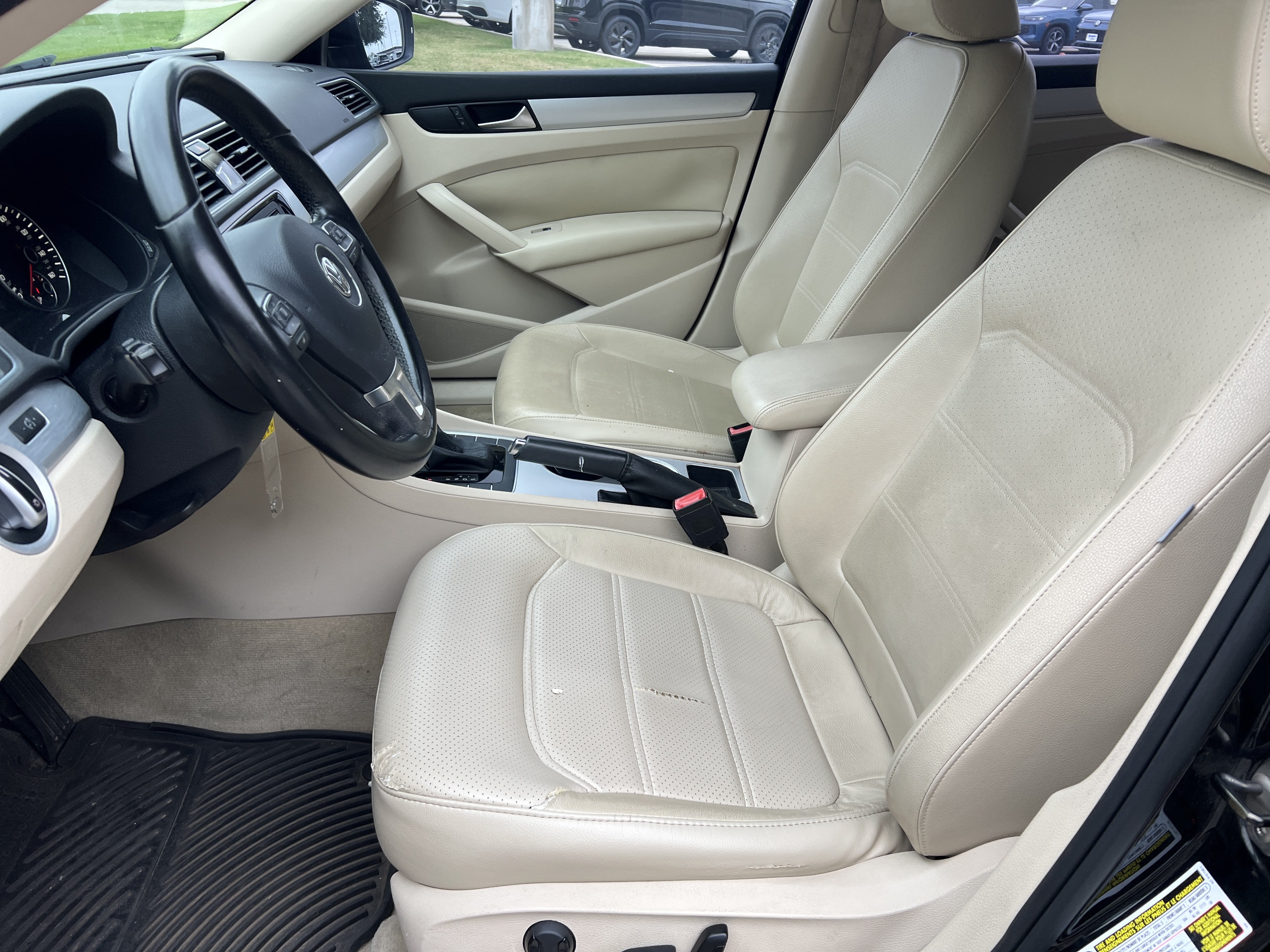 Used 2013 Volkswagen Passat 2.5 SE FWD image 13