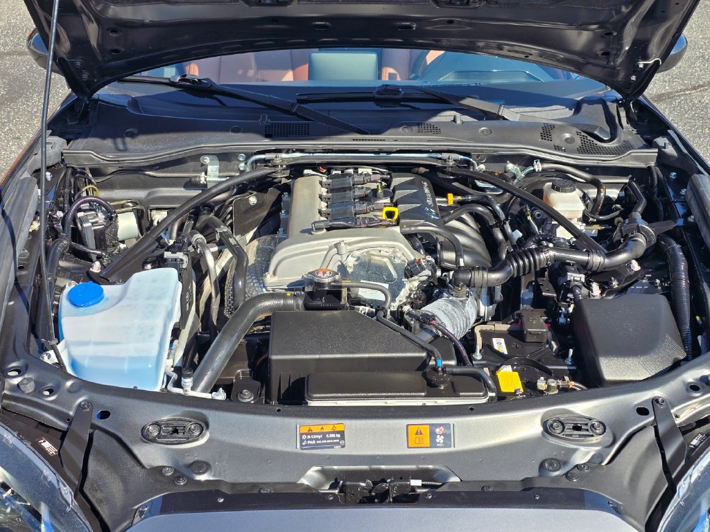 Used 2022 MAZDA MX-5 Miata Grand Touring w/ Weather Package RWD image 27