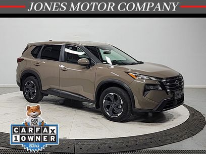 Used 2025 Nissan Rogue SV