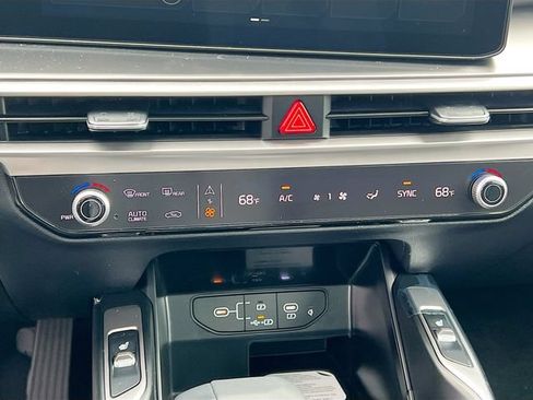 New 2026 Kia Sorento S FWD image 15