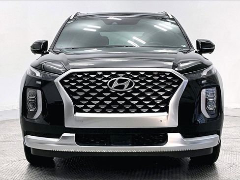 Certified 2022 Hyundai Palisade Calligraphy image 3