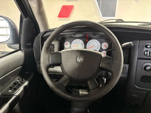 Used 2004 Dodge Ram 1500 Truck SLT w/ Big Horn Quad Cab Value Group image 18