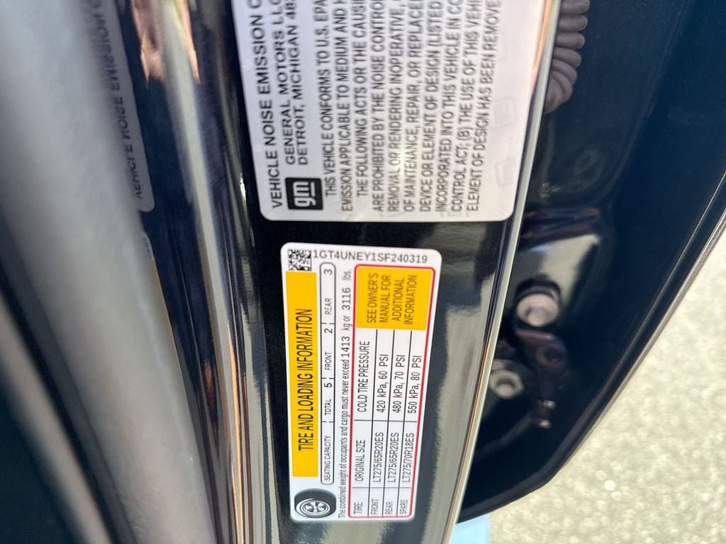 Certified 2025 GMC Sierra 2500 SLT w/ SLT Premium Package AWD/4WD image 33