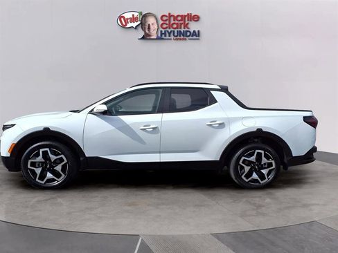 Certified 2023 Hyundai Santa Cruz Limited image 2
