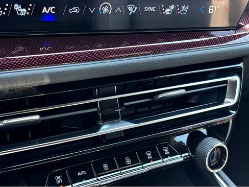 New 2026 Chevrolet Traverse RS FWD image 9