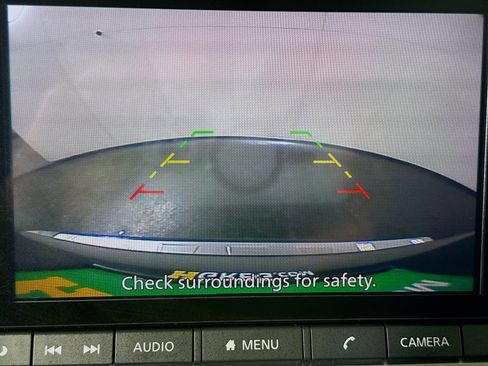 Used 2023 Nissan Rogue S image 19