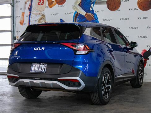 Used 2023 Kia Sportage EX FWD image 25