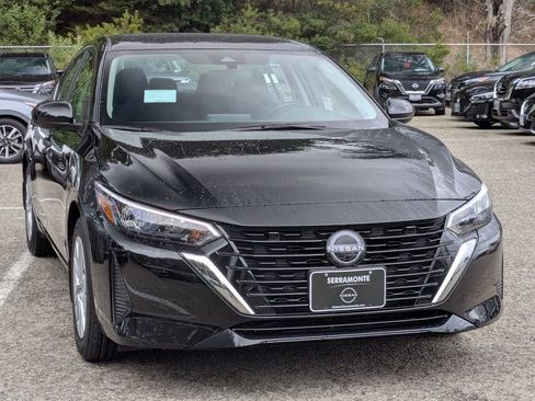 New 2025 Nissan Sentra S image 3