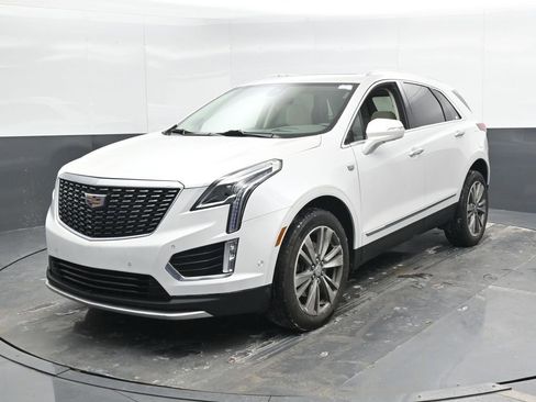 Used 2022 Cadillac XT5 Premium Luxury w/ Technology Package image 6