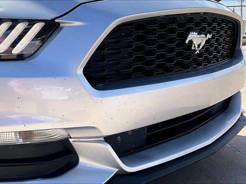 Used 2016 Ford Mustang Coupe image 26