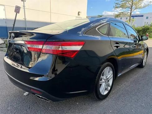 Used 2013 Toyota Avalon XLE Touring FWD image 19