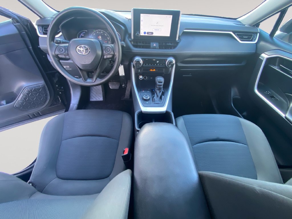 Used 2023 Toyota RAV4 LE AWD/4WD image 10