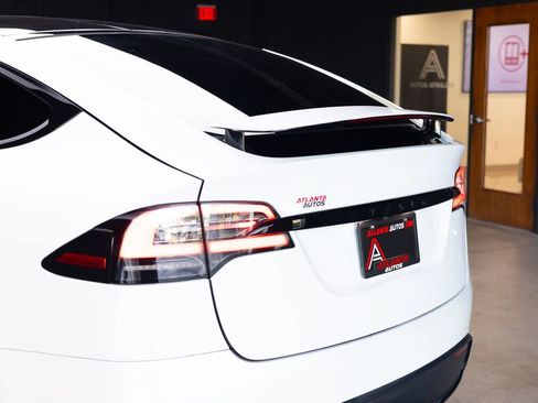Used 2023 Tesla Model X Plaid AWD/4WD image 14