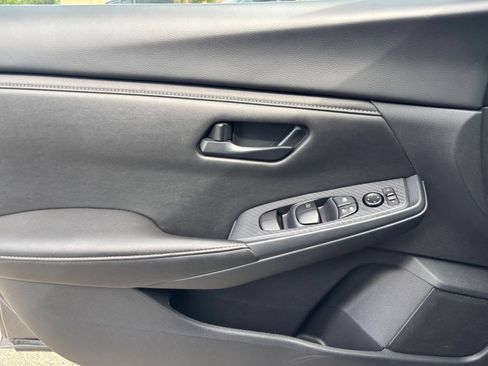 Used 2025 Nissan Sentra S FWD image 18