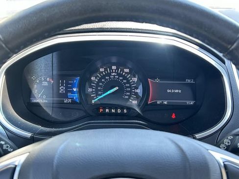 Used 2019 Ford Edge Titanium w/ Equipment Group 301A AWD/4WD image 26