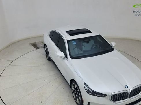 Used 2026 BMW 540i xDrive AWD/4WD image 79