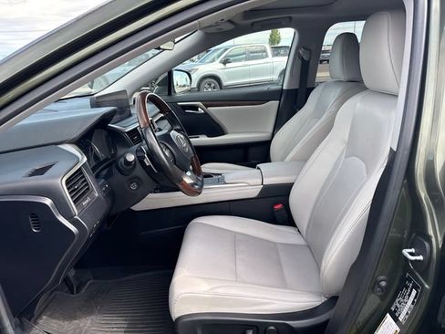 Used 2020 Lexus RX 350L Premium w/ Premium Package AWD/4WD image 9