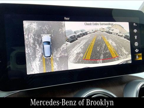 Used 2022 Mercedes-Benz GLC 300 4MATIC image 28