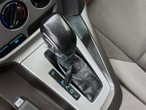 Used 2014 Ford Focus SE w/ SE Winter Package image 15