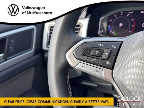 Used 2023 Volkswagen Atlas SE w/ Panoramic Sunroof Package FWD image 19