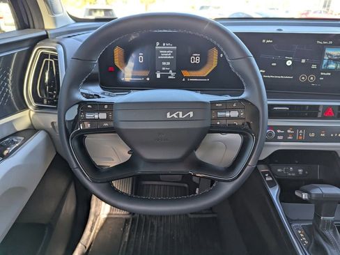 Used 2026 Kia Sorento EX image 12